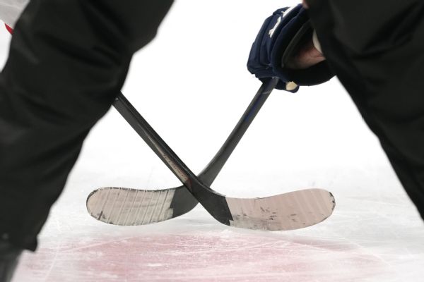 Slovakia upsets U S  in OT at ice hockey worlds