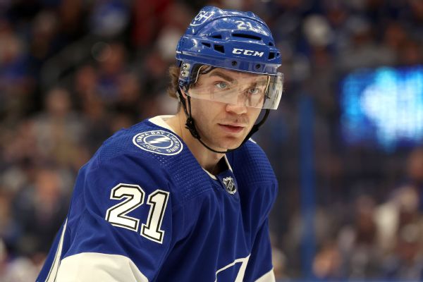 Point's 6 points tie Lightning's single-game high