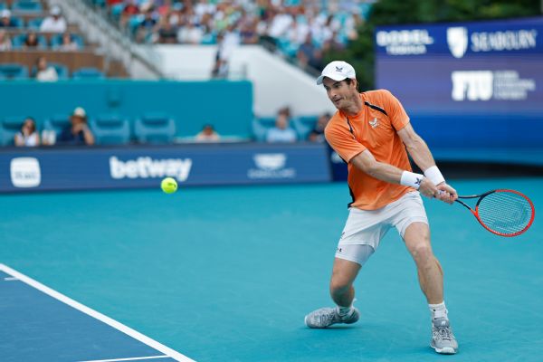 Murray, Stephens among winners at Miami Open