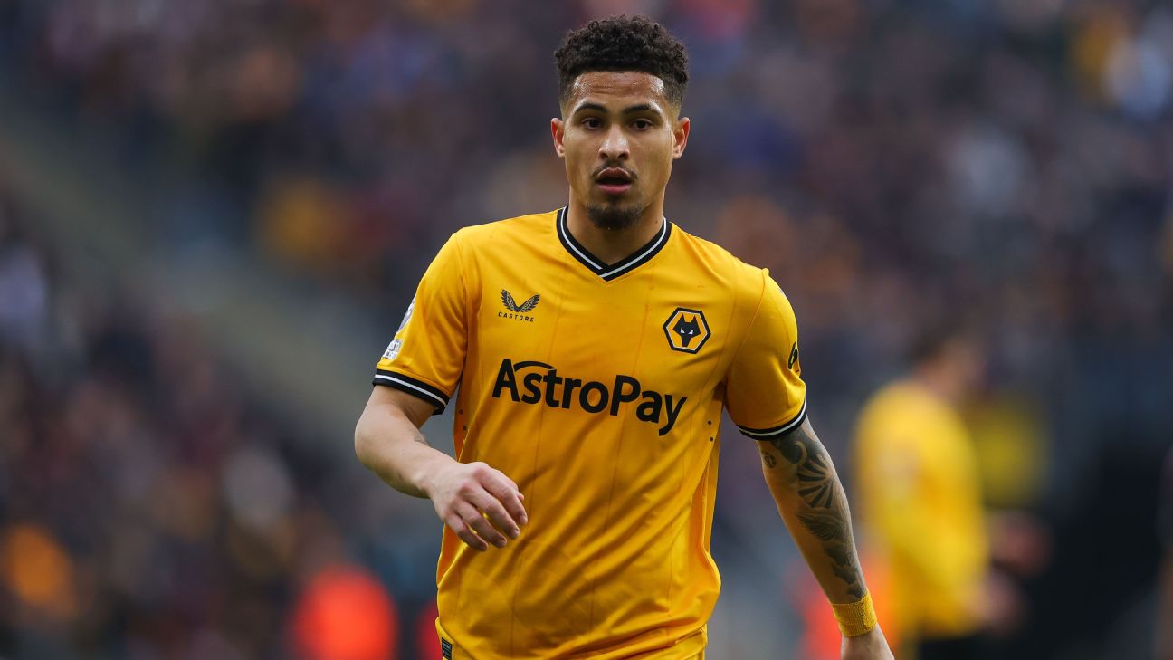 Transfer Talk: Man United eye Wolves' Gomes as Casemiro replacement