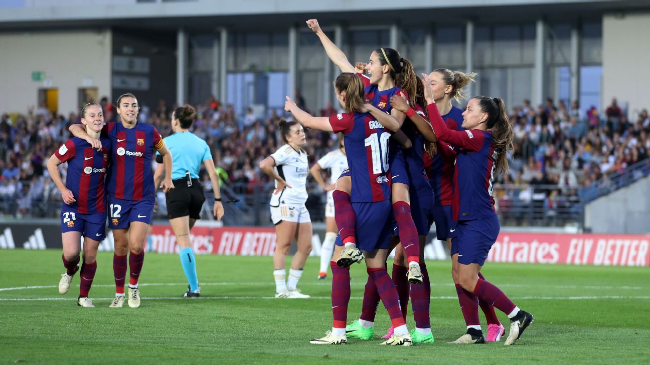7 things from women's soccer: A not-so Clásico; Bayern cruise; Man City win derby