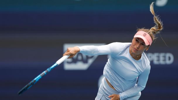 Azarenka, Putintseva experience power outage in Miami Open quarterfinals