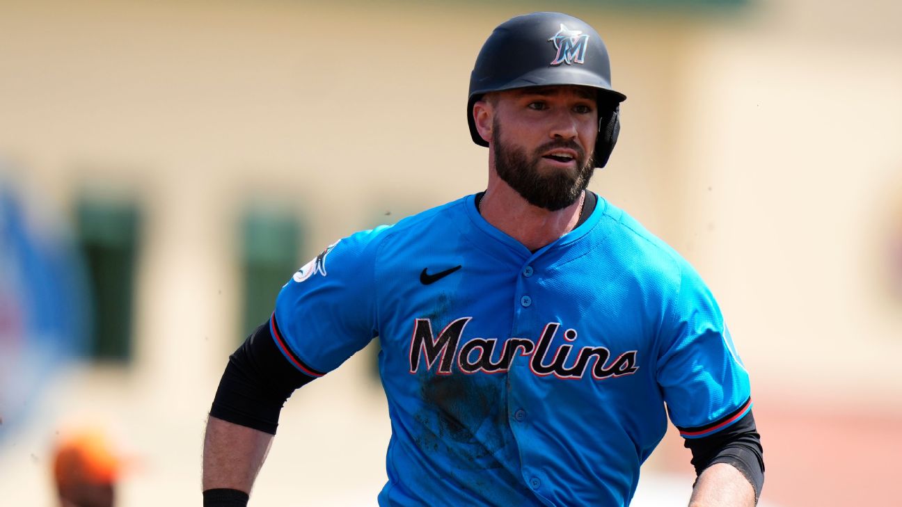 Yankees acquire INF Jon Berti in trade with Marlins, Rays - ABC7 New York