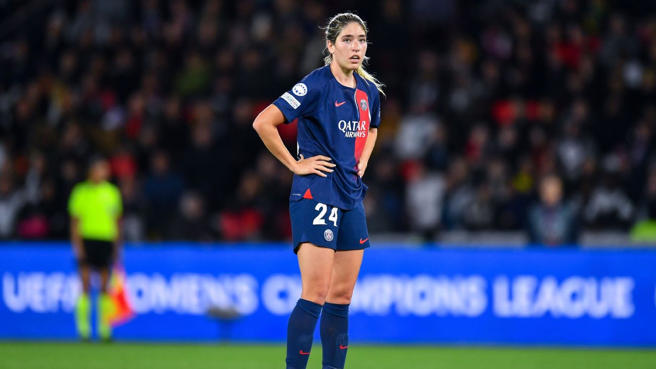 USWNT's Albert apologizes after Rapinoe criticism