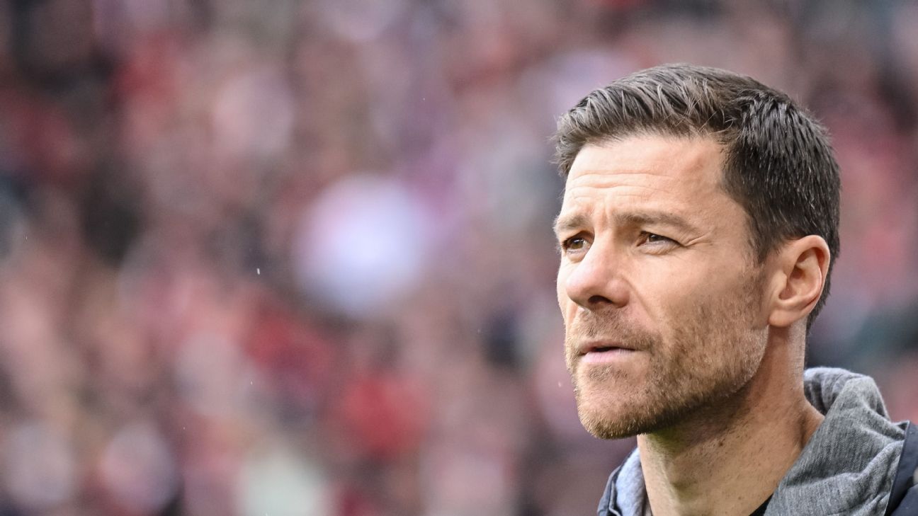 Xabi Alonso pensive [1296x729]