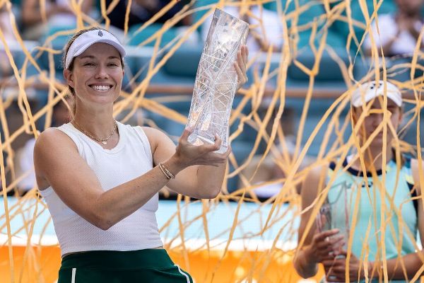 Collins wins 1st Miami Open as career nears end