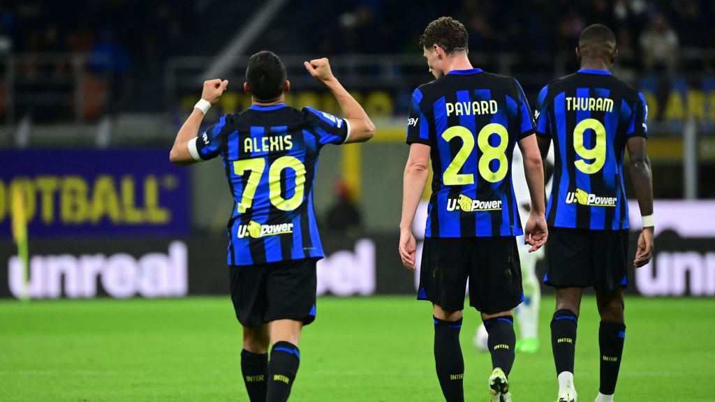Alexis strikes as Inter Milan's title march rolls on