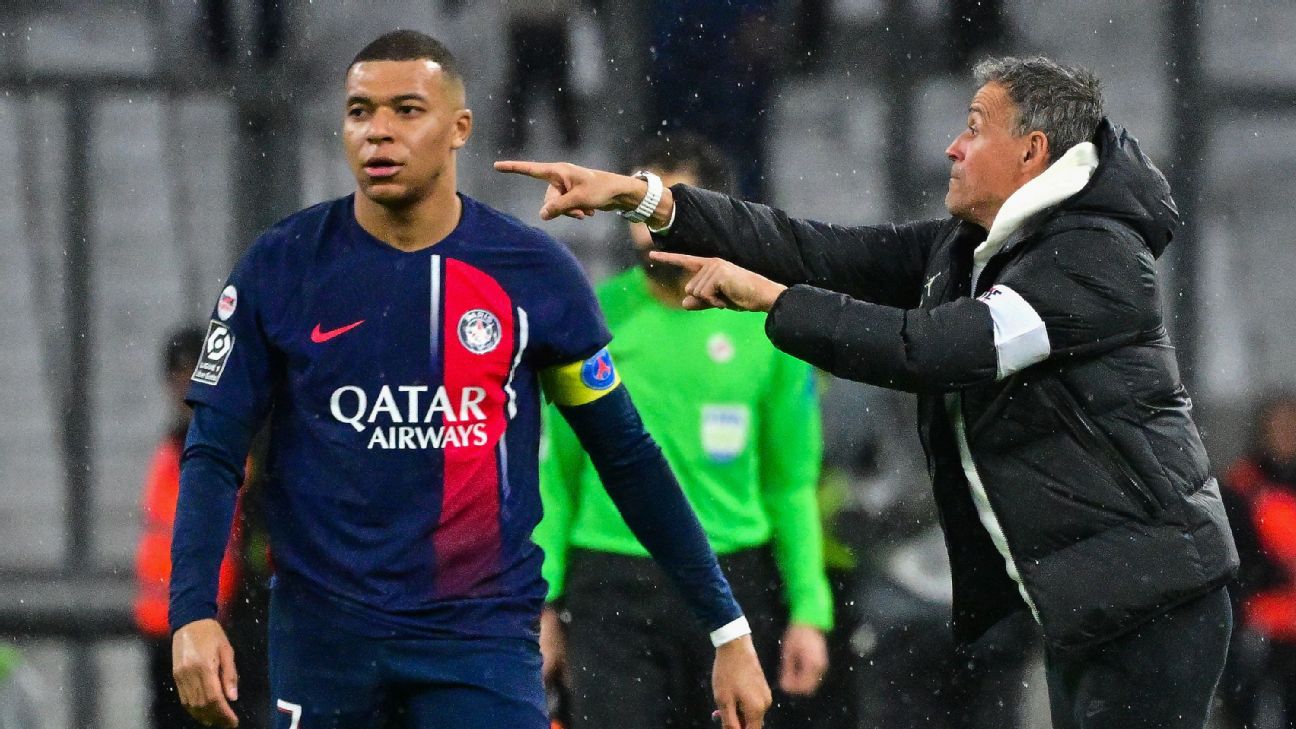 PSG boss denies Mbappé row after latest sub