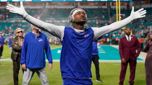 Buffalo Bills wide receiver Stefon Diggs reacts to fans before an NFL football game against the Miami Dolphins, Sunday, Jan. 7, 2024, in Miami Gardens, Fla. [608x342]