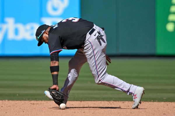 Marlins, MLB's lone winless team, lose 9th in row