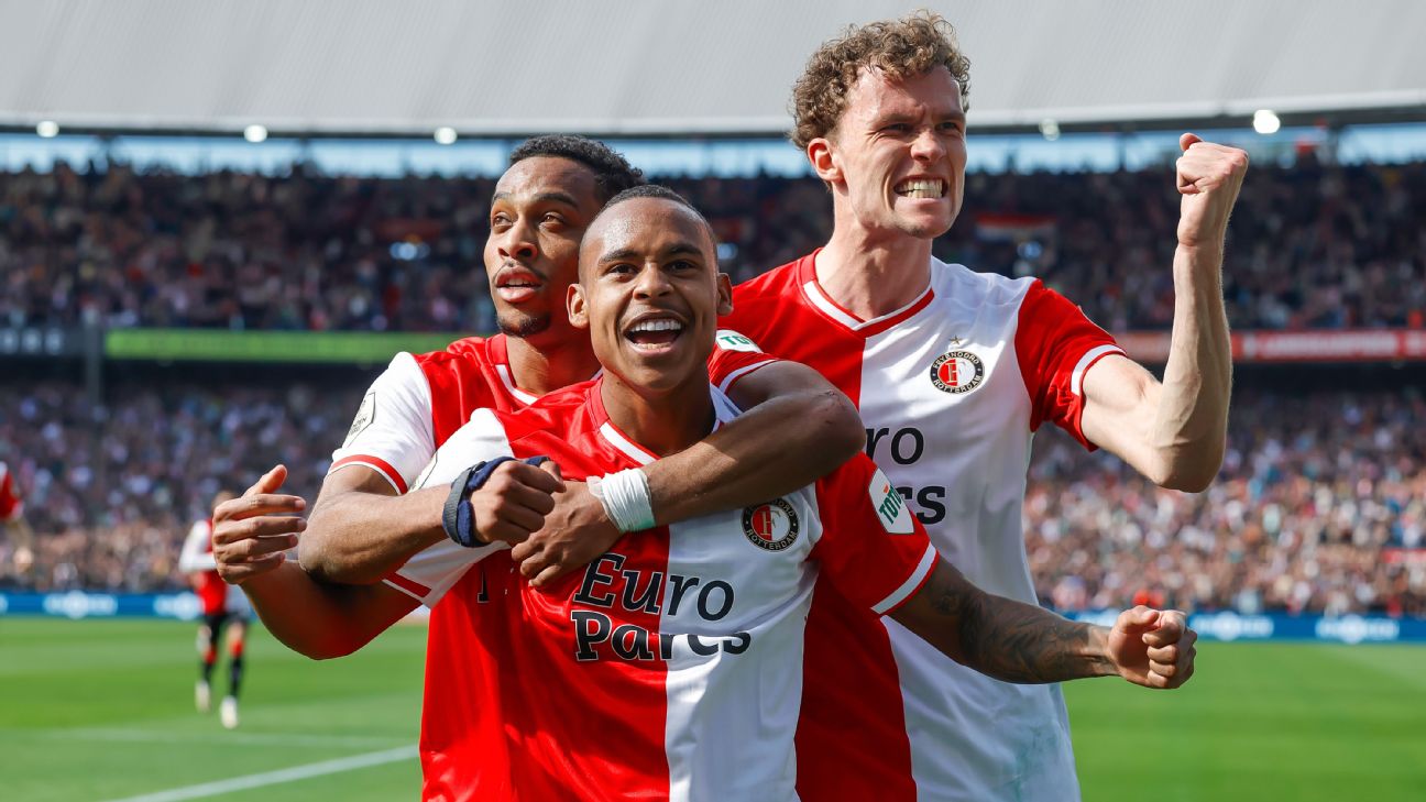 Ajax suffer humbling 6-0 defeat to Feyenoord