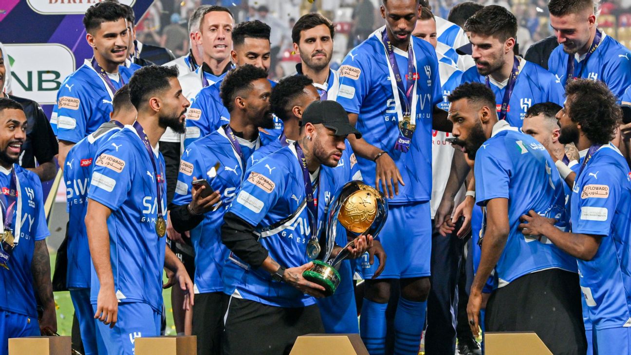 Neymar looks on as Al Hilal cruise to Super Cup