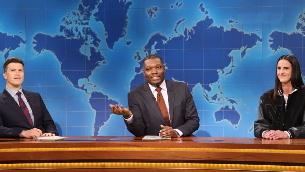 Caitlin Clark gives Michael Che ‘3 pointers’ in SNL cameo www.espn.com – TOP