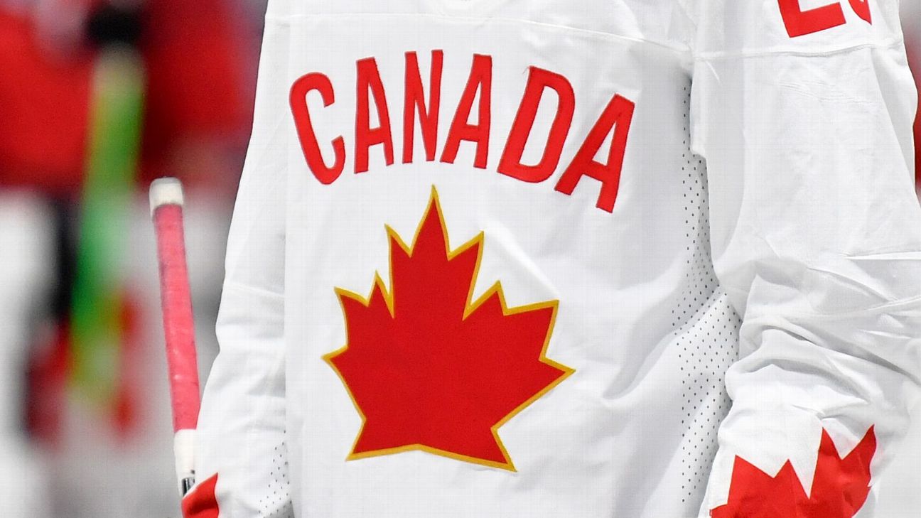Canada beats U.S., wins women's hockey worlds