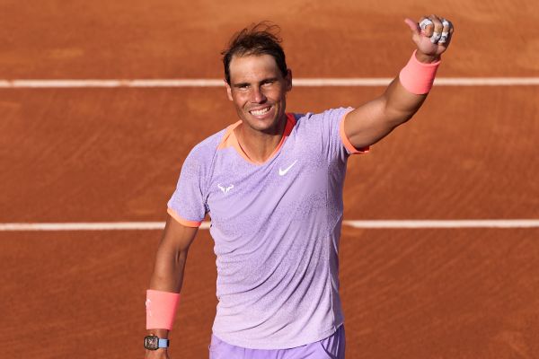 Nadal eases back in  opens Barcelona with win