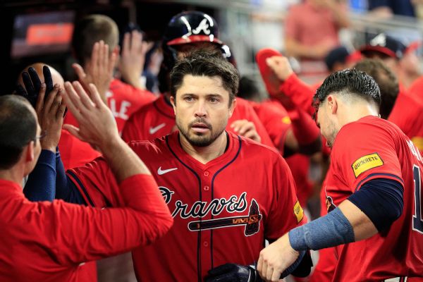  Electric  d Arnaud homers 3 times in Braves  win