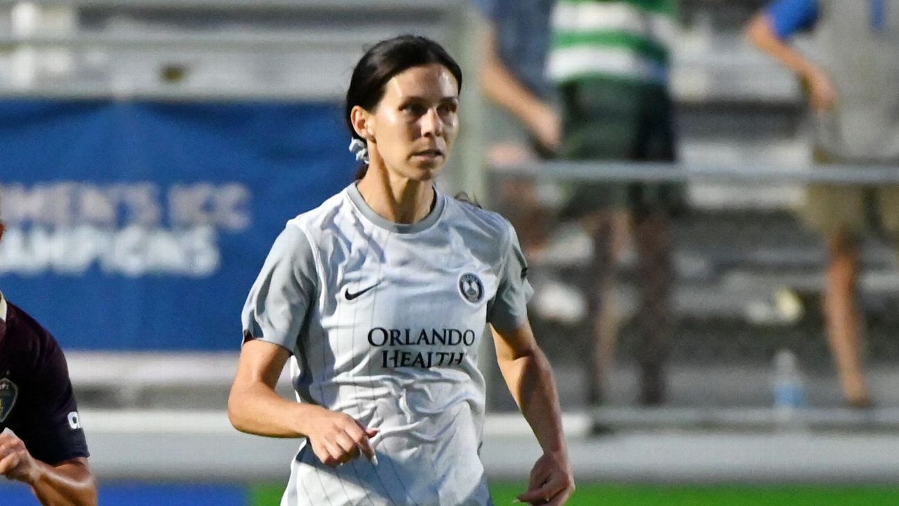 NWSL's rival league confirms first signings