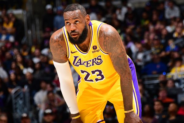 Sources: LeBron deal below max, aids Lakers’ cap