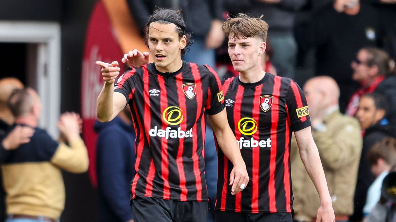 Enes Unal of Bournemouth celebrates after scoring to make it 2-0 with team-mate Alex Scott during the Premier League match between AFC Bournemouth and Brighton & Hove Albion [1296x729]