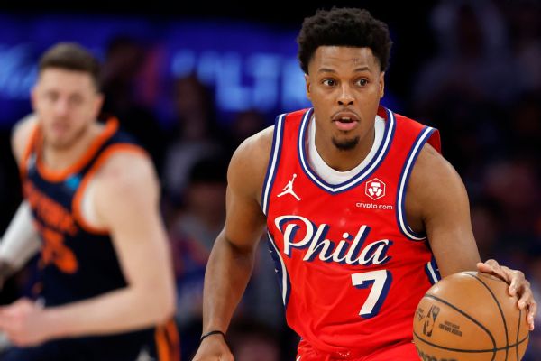 Lowry re-signing with 76ers, staying in hometown