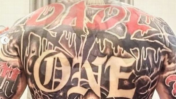 Charlotte Hornets star LaMelo Ball shows off new back tattoo