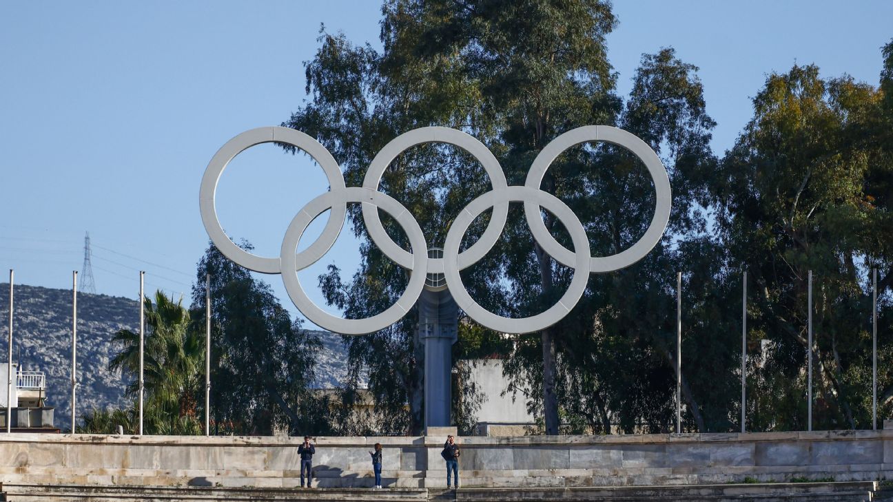 IOC unveils 36-athlete Refugee Team for Paris  24