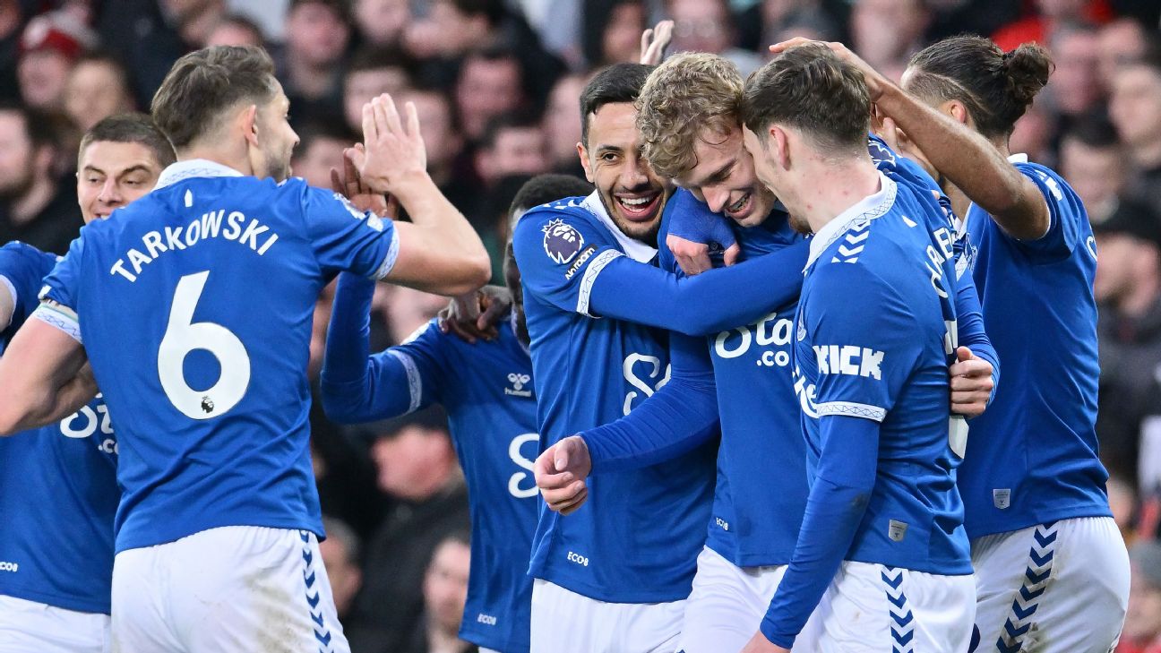 Everton's fight to stay in the Premier League: 'You take the knocks, but you keep fighting'