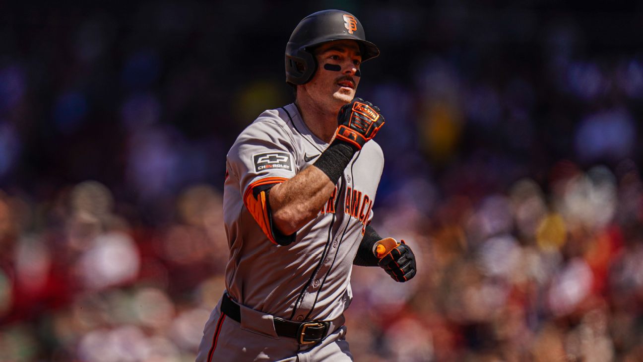 Yastrzemski hits HR in win after 'Papa Yaz' visit