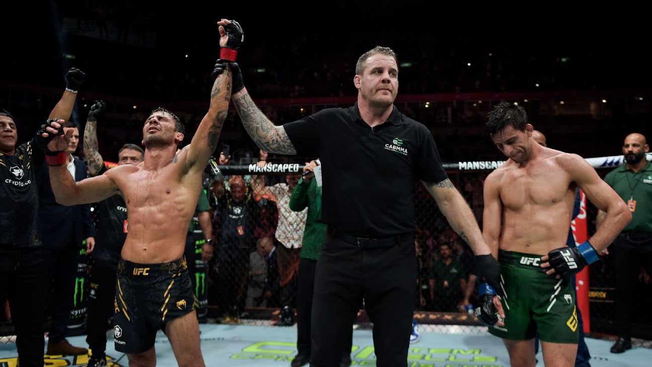UFC 301  Pantoja edges Erceg in drama-filled title fight