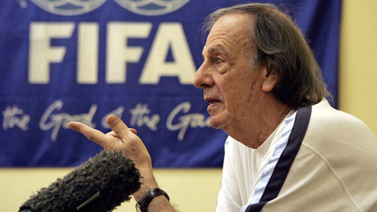 Argentina s WC-winning coach Menotti  85  dies