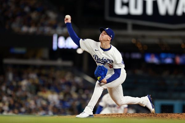 Buehler strikes out 4 in 1st MLB start in 2 years