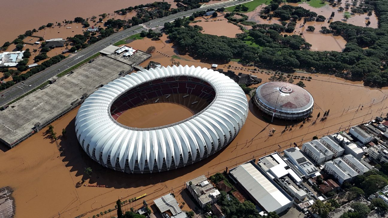 Brazil urged to suspend matches due to floods