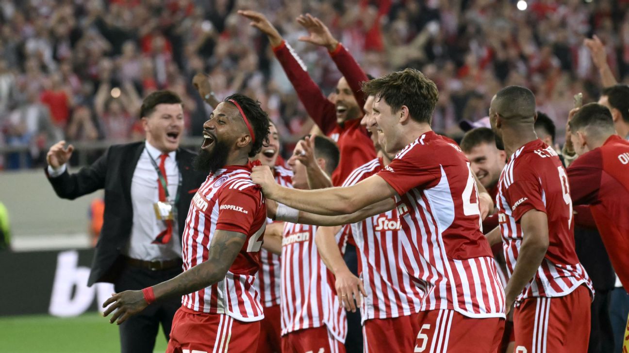 Olympiacos ease past Villa to reach Conference League final