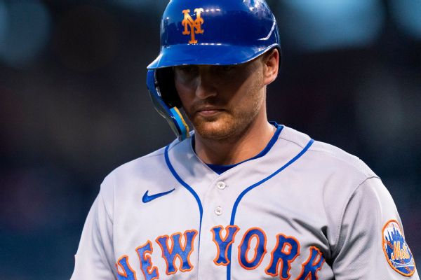 Mets LF Brandon Nimmo exits vs. Braves with pain in his side