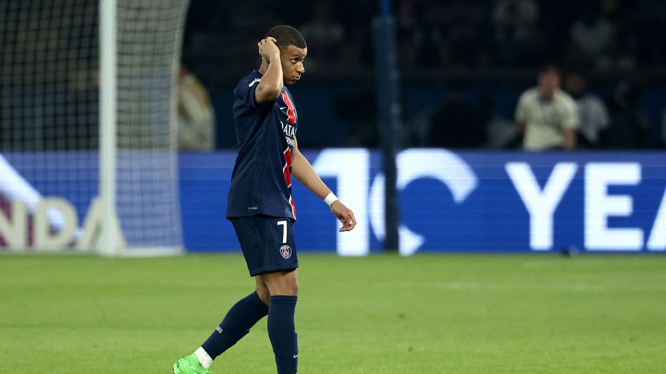 Toulouse spoil title party for PSG  Mbappe