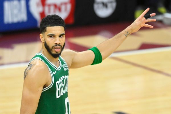 Celtics handle short-handed Cavs, lead series 3-1