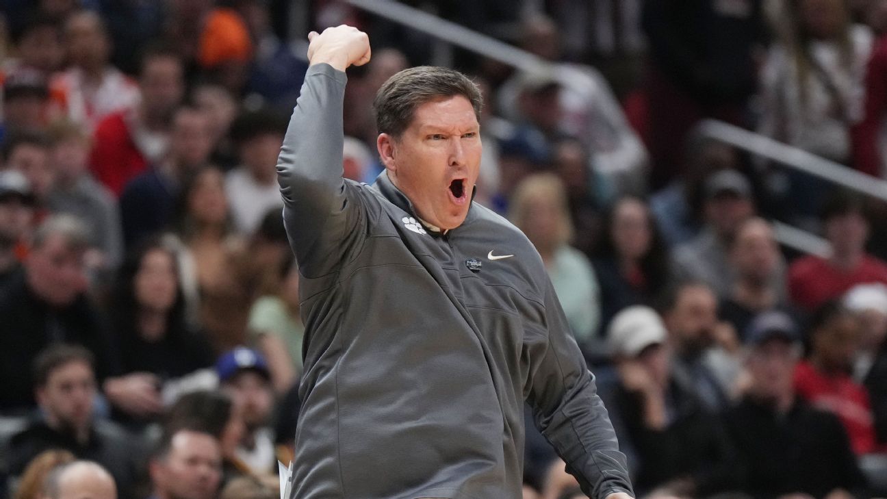Clemson signs Brad Brownell to new contract after Elite Eight run