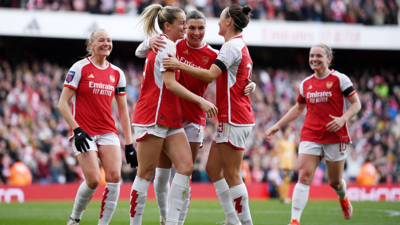 Arsenal women to make Emirates their main home