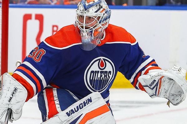 Oilers give backup goalie Calvin Pickard two-year extension