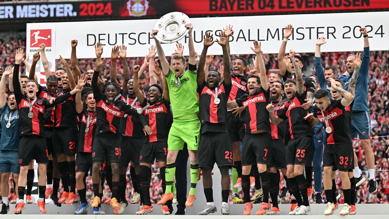 Leverkusen complete unbeaten Bundesliga season