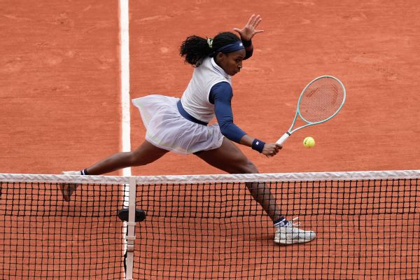 Gauff also reaches French Open semis in doubles
