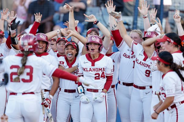 OU tops Texas in WCWS opener as 4-peat in sight