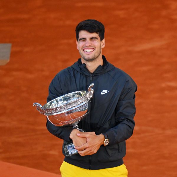 As it happened: Set-by-set recap of Alcaraz's come-from-behind win at French Open