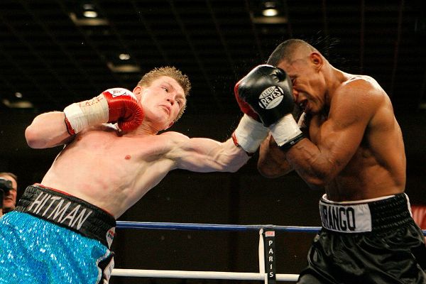 Hatton, Moorer, others inducted into boxing HOF