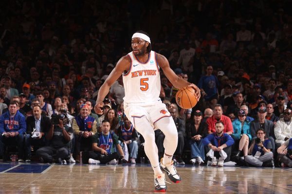 Achiuwa returns to Knicks on 1-year, $6M deal