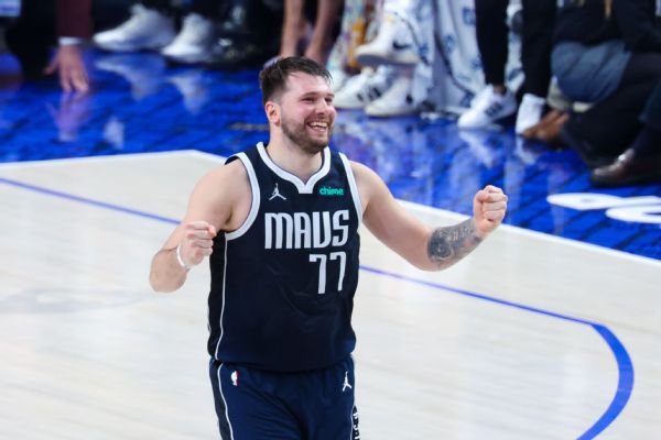 Mavs avoid Celts sweep in 3rd-largest Finals rout