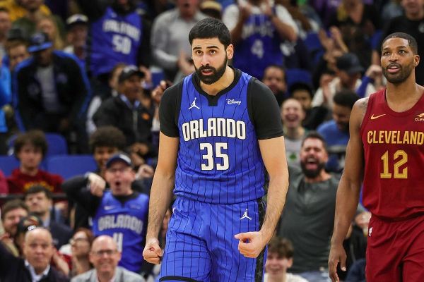 Sources  Bitadze returns to Magic on 3-year deal