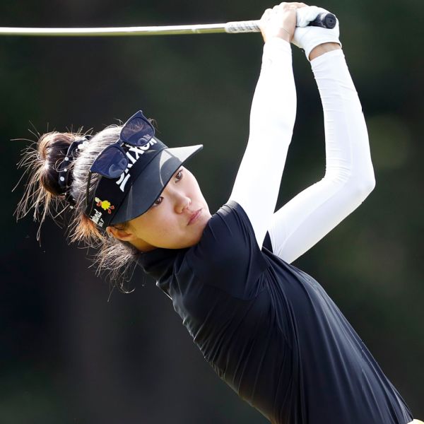 Boosted by late birdies, Kim leading Meijer LPGA