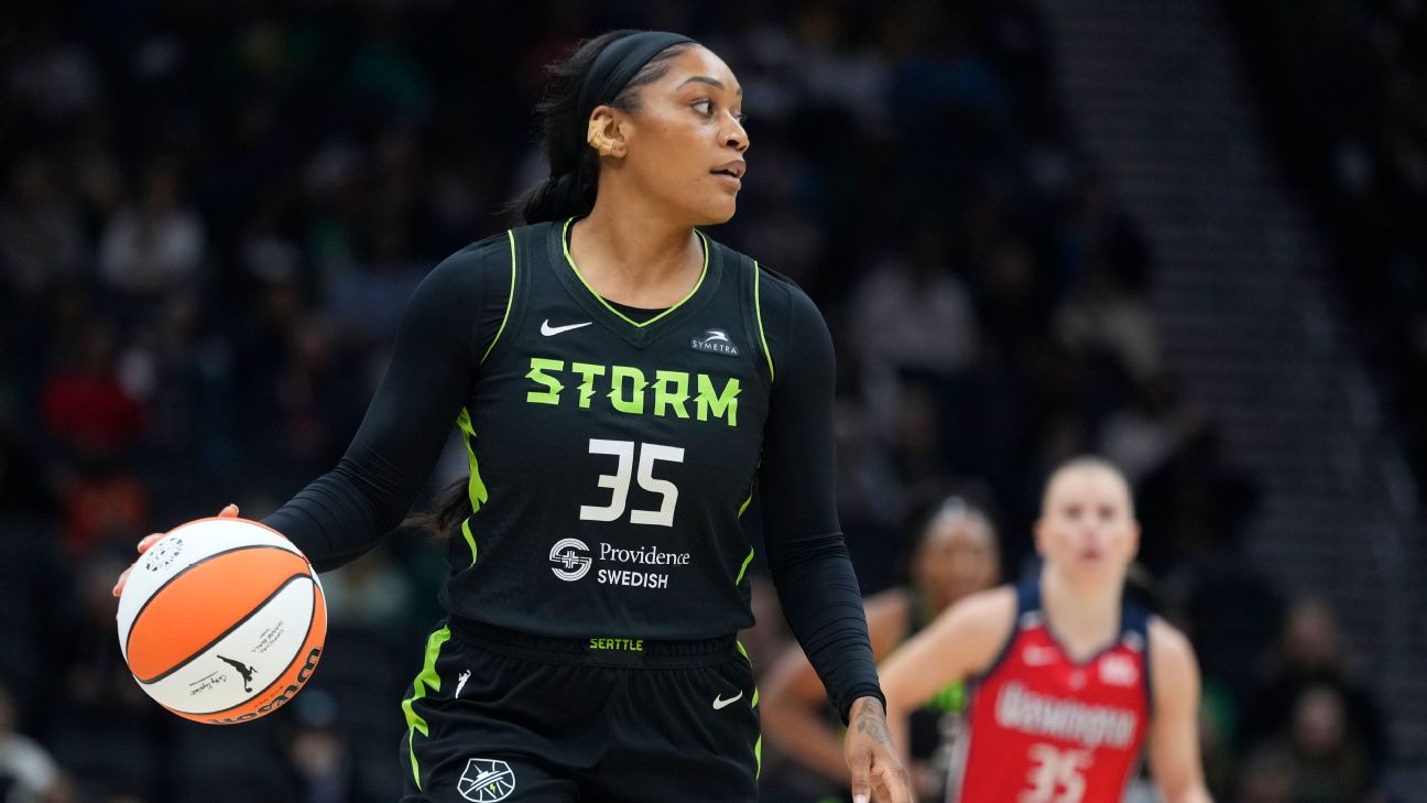 Storm's Victoria Vivians to join Mississippi State staff during offseason