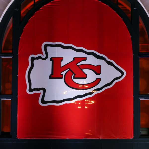 Kansas lawmakers approve plan to lure Chiefs from Missouri